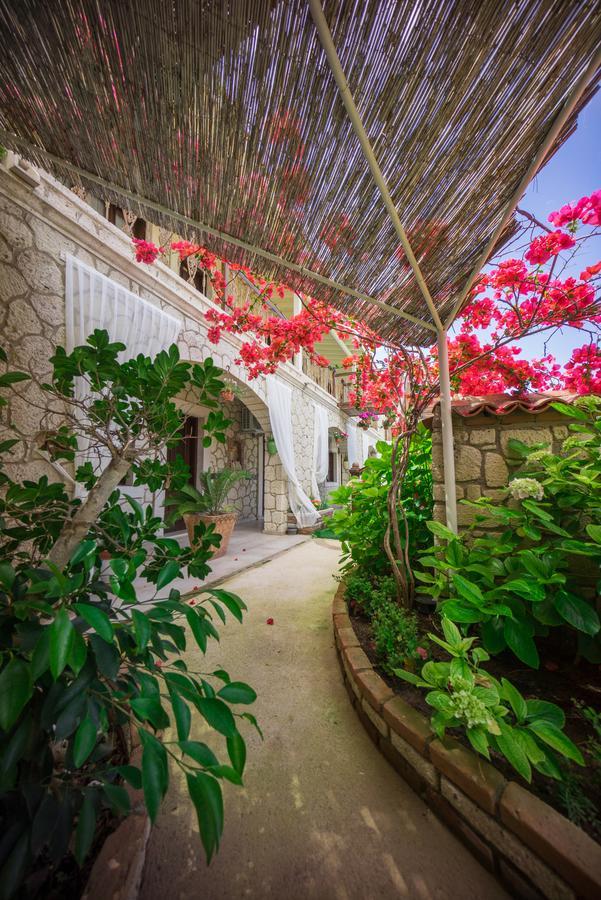Nobela Hotel アラカティ エクステリア 写真